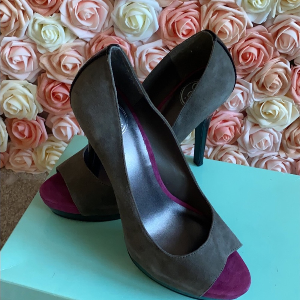 Peep toe, platform heels